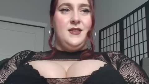 Snapshot of bambixxlynn chatting on 18, 6, 2026 bambixxlynn online show from 18, 6, 2026