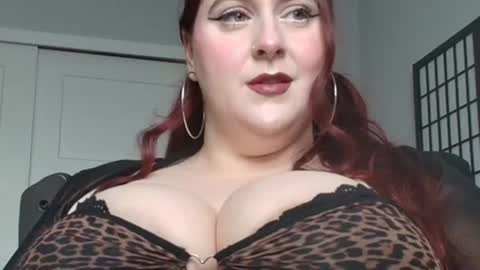 Snapshot of bambixxlynn chatting on 11, 7, 2026 bambixxlynn online show from 11, 7, 2026