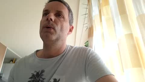 Snapshot of bananasplit1900 chatting on 11, 3, 2025 bananasplit1900 online show from 11, 3, 2025