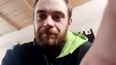 bananek online show from 13, 1, 2026