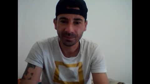 Snapshot of banciuclaudiu87 chatting on 4, 5, 2026 banciuclaudiu87 online show from 4, 5, 2026