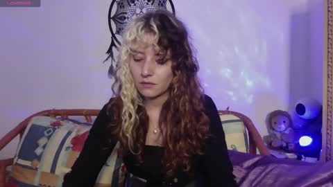 Snapshot of bandit_monkey chatting on 20, 1, 2025 V E R O N I C A online show from 20, 1, 2025