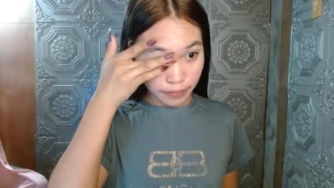 Snapshot of baninay810654 chatting on 8, 10, 2025 baninay810654 online show from 8, 10, 2025