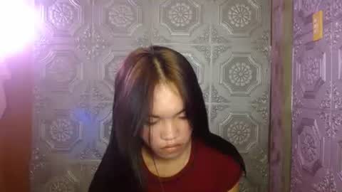 Snapshot of baninay810654 chatting on 19, 10, 2025 baninay810654 online show from 19, 10, 2025