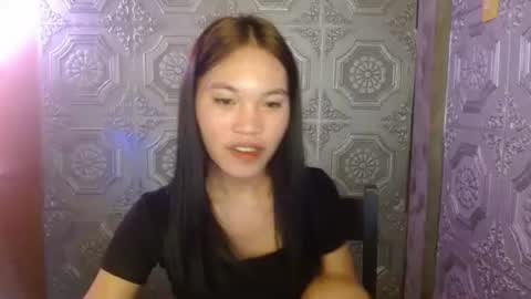 Snapshot of baninay810654 chatting on 22, 10, 2025 baninay810654 online show from 22, 10, 2025