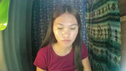 Snapshot of baninay810654 chatting on 11, 11, 2025 baninay810654 online show from 11, 11, 2025