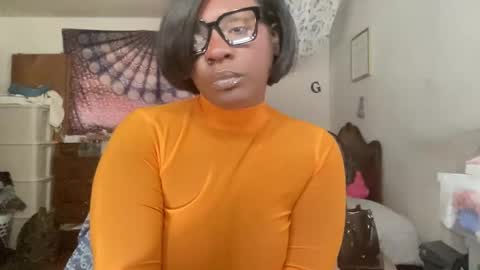 Snapshot of bankofchell chatting on 13, 4, 2026 Chelly online show from 13, 4, 2026