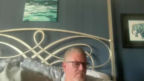 Snapshot of bapeter218 chatting on 13, 12, 2025 bapeter218 online show from 13, 12, 2025