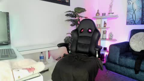 Gabi  online show from 24, 1, 2025