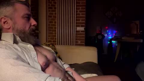 Snapshot of barba71 chatting on 3, 3, 2026 Military man 69 online show from 3, 3, 2026