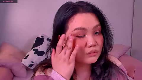 Barbie Kim online show from 8, 11, 2025