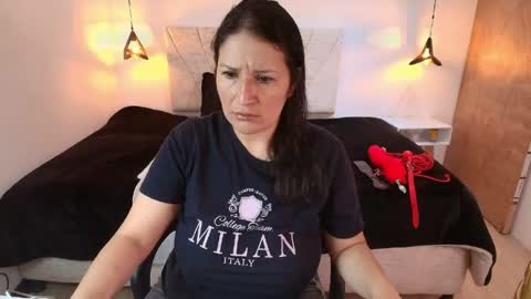 Snapshot of barbara_fox__ chatting on 8, 6, 2026 B A R B A R A online show from 8, 6, 2026