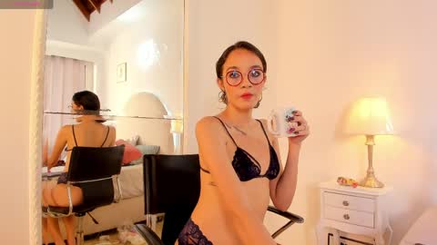 Snapshot of barbara_twerk chatting on 4, 4, 2026 Barbara online show from 4, 4, 2026