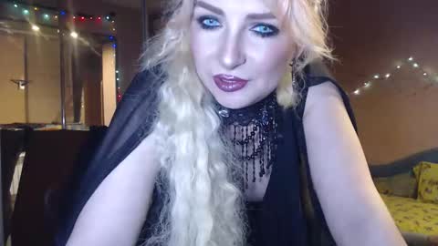 Snapshot of barbarissssska chatting on 25, 3, 2026 Victoria online show from 25, 3, 2026