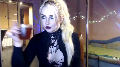 Victoria online show from 9, 6, 2026