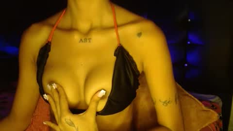 barbie_222 online show from 9, 10, 2025