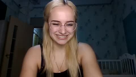 Snapshot of barbie___girl chatting on 1, 2, 2026 barbie___girl online show from 1, 2, 2026