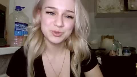 Snapshot of barbie___girl chatting on 24, 2, 2026 barbie___girl online show from 24, 2, 2026