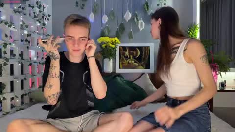 Snapshot of barbie_bi chatting on 14, 2, 2025 My name is Molly. Please say hello I like talking to you. If you have any wishes or obscene desires please use the tip menu online show from 14, 2, 2025