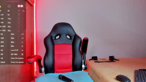 Snapshot of barbie_ebony_ chatting on 27, 3, 2026 Nicolle online show from 27, 3, 2026