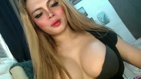 Snapshot of barbie_ivana chatting on 6, 1, 2025 barbei online show from 6, 1, 2025