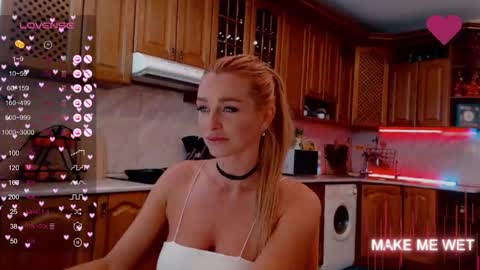 Snapshot of barbie_kiss1 chatting on 21, 12, 2024 barbie online show from 21, 12, 2024