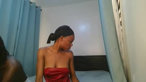 Snapshot of barbie_queen2 chatting on 29, 3, 2026 queen online show from 29, 3, 2026