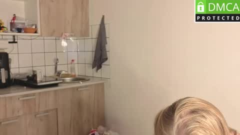 Snapshot of barbie_staze chatting on 25, 4, 2026 Barbie Staze online show from 25, 4, 2026