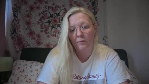 barbiegirl966 online show from 31, 5, 2026