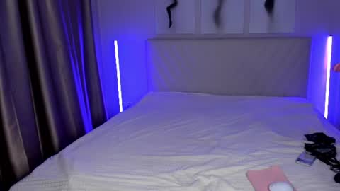 Snapshot of barbielina_ chatting on 19, 7, 2026 Emma online show from 19, 7, 2026