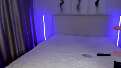Snapshot of barbielina_ chatting on 29, 7, 2026 Emma online show from 29, 7, 2026