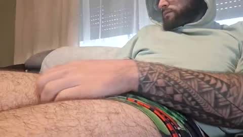 Snapshot of barbusexy chatting on 14, 5, 2026 barbusexy online show from 14, 5, 2026