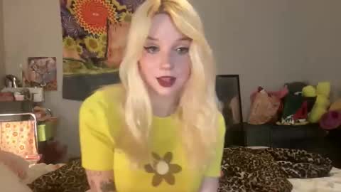 Snapshot of bardoteyed chatting on 3, 12, 2025 Bardot Eyed online show from 3, 12, 2025