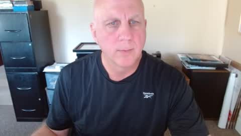 Snapshot of baritonesinger chatting on 12, 7, 2026 baritonesinger online show from 12, 7, 2026