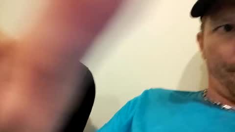 Snapshot of barniemay chatting on 17, 10, 2025 barniemay online show from 17, 10, 2025