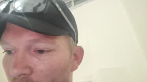 Snapshot of barniemay chatting on 18, 10, 2025 barniemay online show from 18, 10, 2025