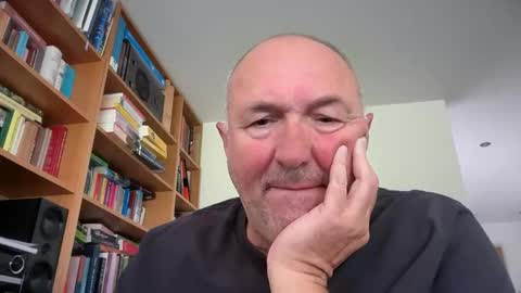 Snapshot of bartvel chatting on 20, 4, 2026 bartvel online show from 20, 4, 2026