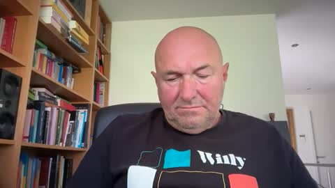 Snapshot of bartvel chatting on 25, 4, 2026 bartvel online show from 25, 4, 2026