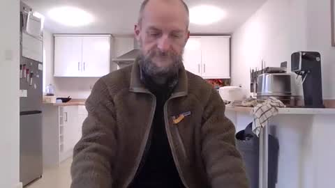 basiccamguy online show from 16, 10, 2025