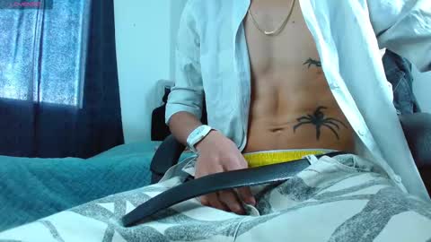 Snapshot of bastiaan_28 chatting on 20, 12, 2025 Bastian online show from 20, 12, 2025