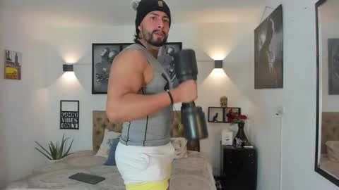 Snapshot of bastian_jones1 chatting on 7, 11, 2025 bastian_jones1 online show from 7, 11, 2025