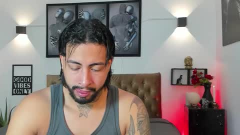 Snapshot of bastian_jones1 chatting on 17, 11, 2025 bastian_jones1 online show from 17, 11, 2025