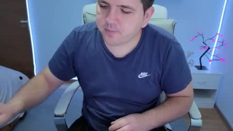 Snapshot of basystem8 chatting on 5, 11, 2025 BASY online show from 5, 11, 2025