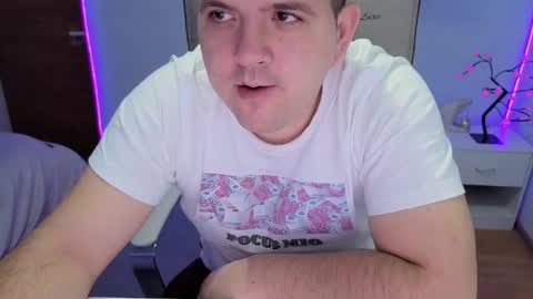 Snapshot of basystem8 chatting on 23, 11, 2025 BASY online show from 23, 11, 2025