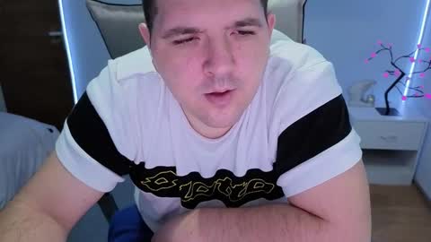 Snapshot of basystem8 chatting on 27, 11, 2025 BASY online show from 27, 11, 2025