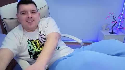 Snapshot of basystem8 chatting on 14, 12, 2025 BASY online show from 14, 12, 2025