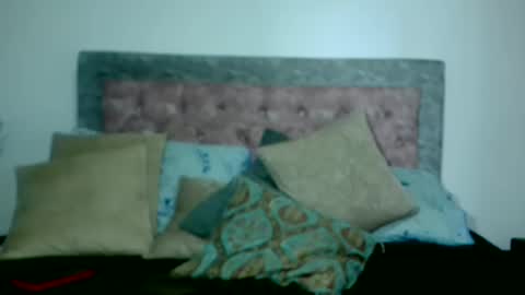 Snapshot of batery82 chatting on 5, 2, 2025 batery82 online show from 5, 2, 2025