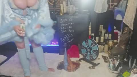 Audrey online show from 10, 5, 2026