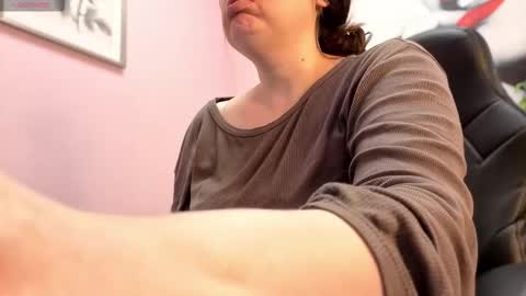 Snapshot of battymoll chatting on 25, 3, 2026 battymoll online show from 25, 3, 2026