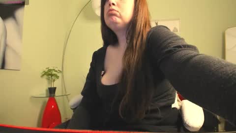 Snapshot of battymoll chatting on 26, 3, 2026 battymoll online show from 26, 3, 2026